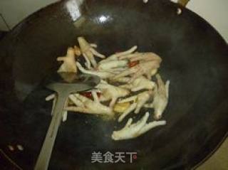 红烧鸡爪的做法步骤：2