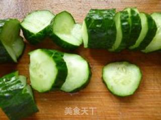 凉拌黄瓜的做法步骤：2