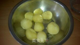 金黄小土豆的做法步骤：2