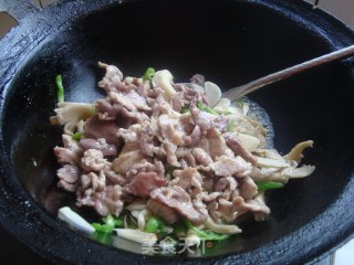 蘑菇肉片的做法步骤：6