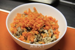 外酥里香的美味------香酥糯米鸡翅的做法步骤：2