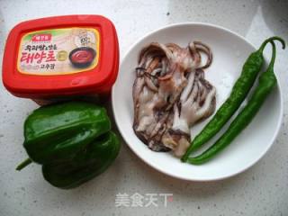 【韩式辣炒鱿鱼足】饭遭殃喽！的做法步骤：1