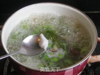腊肉毛豆炖莲藕的做法步骤：7