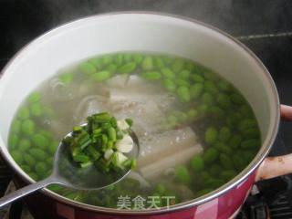 腊肉毛豆炖莲藕的做法步骤：8