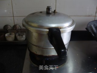 酸辣鸭掌的做法步骤：9