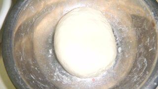 连队大包子的做法步骤：2