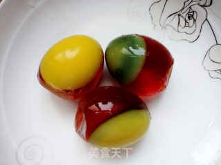 简单快捷的凉拌菜之------变蛋拌豆腐的做法步骤：5