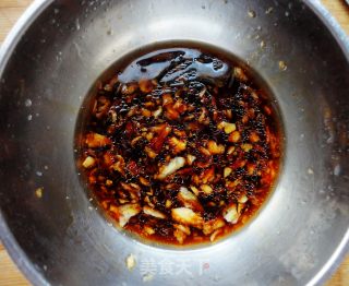 简单快捷的凉拌菜之------变蛋拌豆腐的做法步骤：8