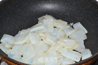 素炒凉粉（附凉粉做法）的做法步骤：8