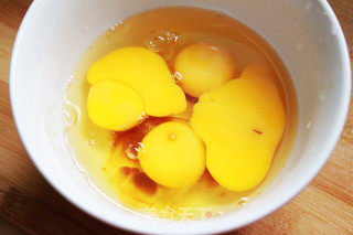 韭菜鸡蛋馅饼的做法步骤：4
