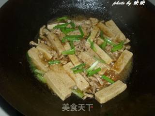 冻豆腐烧肉丝的做法步骤：7