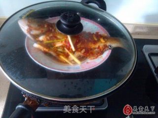 剁椒蒸鲈鱼的做法步骤：8