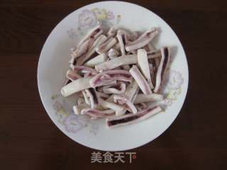剁椒炒鱿鱼的做法步骤：6