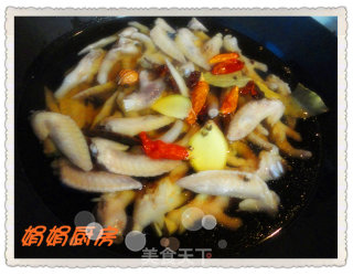 卤煮鸡尖与鸡脚！的做法步骤：4