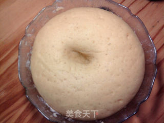 杀菌打毒...喷喷香的蒜蓉餐包的做法步骤：2