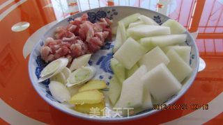冬瓜熬鲫鱼的做法步骤：3