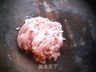 酱肉丝的做法步骤：1