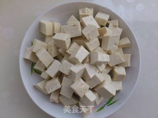 麻婆豆腐的做法步骤：1