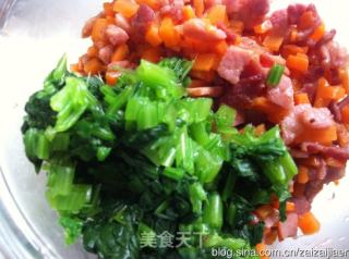 培根菠菜肉松卷的做法步骤：3