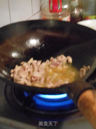 香辣花生牛肉酱的做法步骤：4