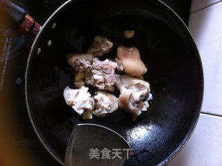 黄豆焖猪蹄的做法步骤：7
