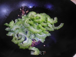豆豉炒苦瓜的做法步骤：9