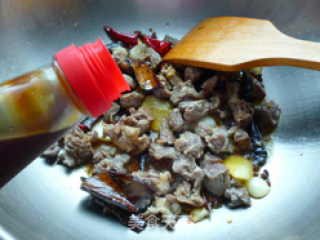 萝卜牛腩的做法步骤：11