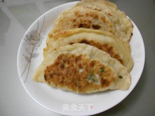 韭菜鸡蛋饼的做法步骤：8