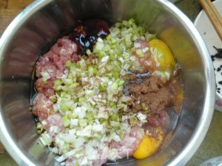 大馅馄饨的做法步骤：5