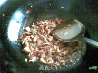豇豆肉丝的做法步骤：2