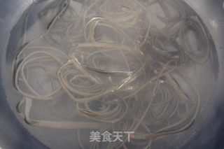 凉拌海带丝---自制餐前美味的做法步骤：4