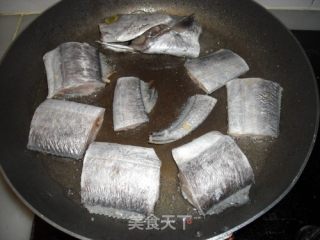 红烧带鱼的做法步骤：6
