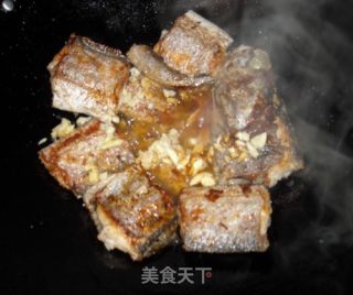 红烧带鱼的做法步骤：8