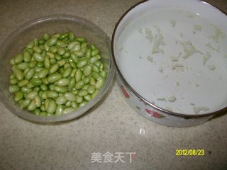 丝瓜炒毛豆的做法步骤：3