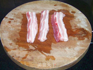 外婆红烧肉的做法步骤：1