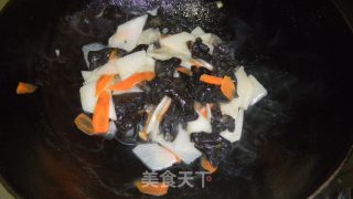 木耳炒山药的做法步骤：7