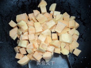 薯香虾米饭的做法步骤：1