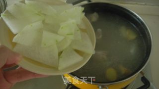 冬瓜排骨汤的做法步骤：4