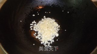 蒜蓉粉丝蒸扇贝的做法步骤：3