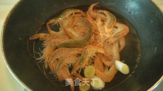 白灼虾的做法步骤：3