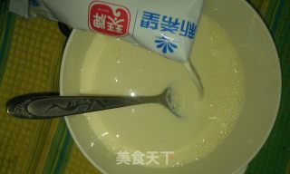 自制酸奶——掌握一个要点做出润滑酸奶的做法步骤：4