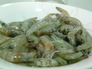 盐水小河虾的做法步骤：1