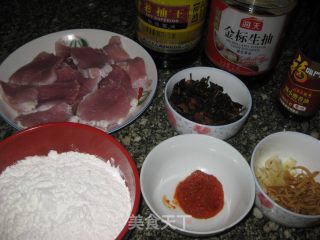 酱香大排的做法步骤：1