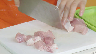 土豆烧肉的做法步骤：2
