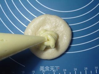 换着花样做面包——【卡仕达杏仁包】的做法步骤：5
