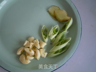 糖醋带鱼的做法步骤：7