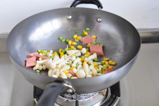 油豆腐塞肉的做法步骤：8