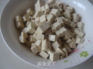 豉椒炒豆腐的做法步骤：1