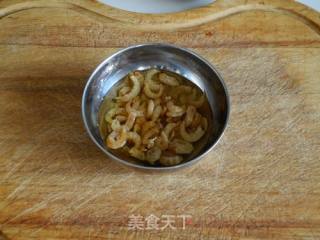 西红柿海米蘑菇汤的做法步骤：1