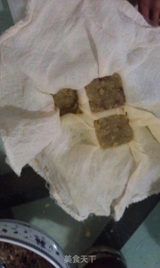 自制绿豆糕的做法步骤：4